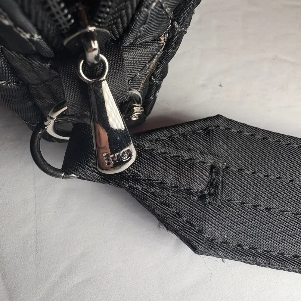 lug discover delightful